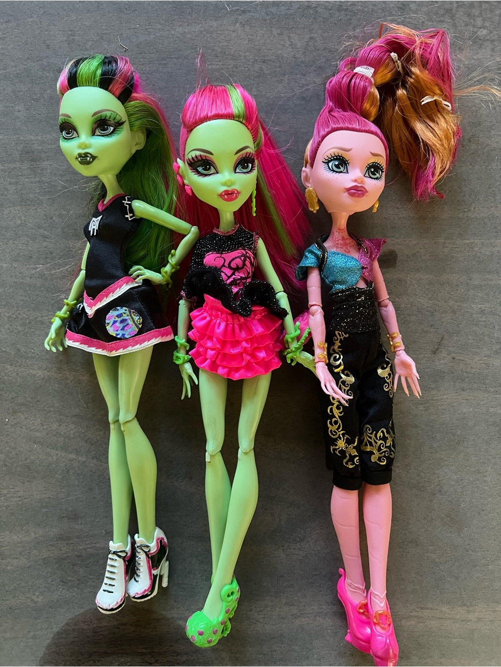 Lot of Monster high dolls